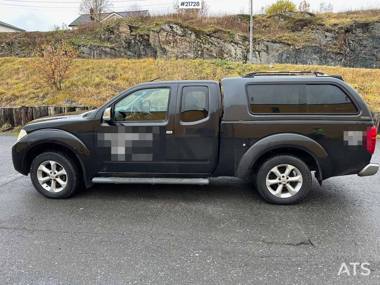 Nissan navara - Xe van chở hàng: hình 2 Nissan navara - Xe van chở hàng: hình 2