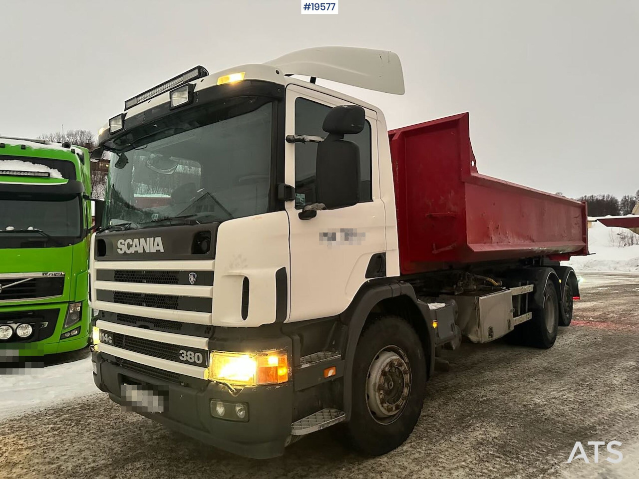 Scania P114 - Xe tải nâng móc: hình 2 Scania P114 - Xe tải nâng móc: hình 2