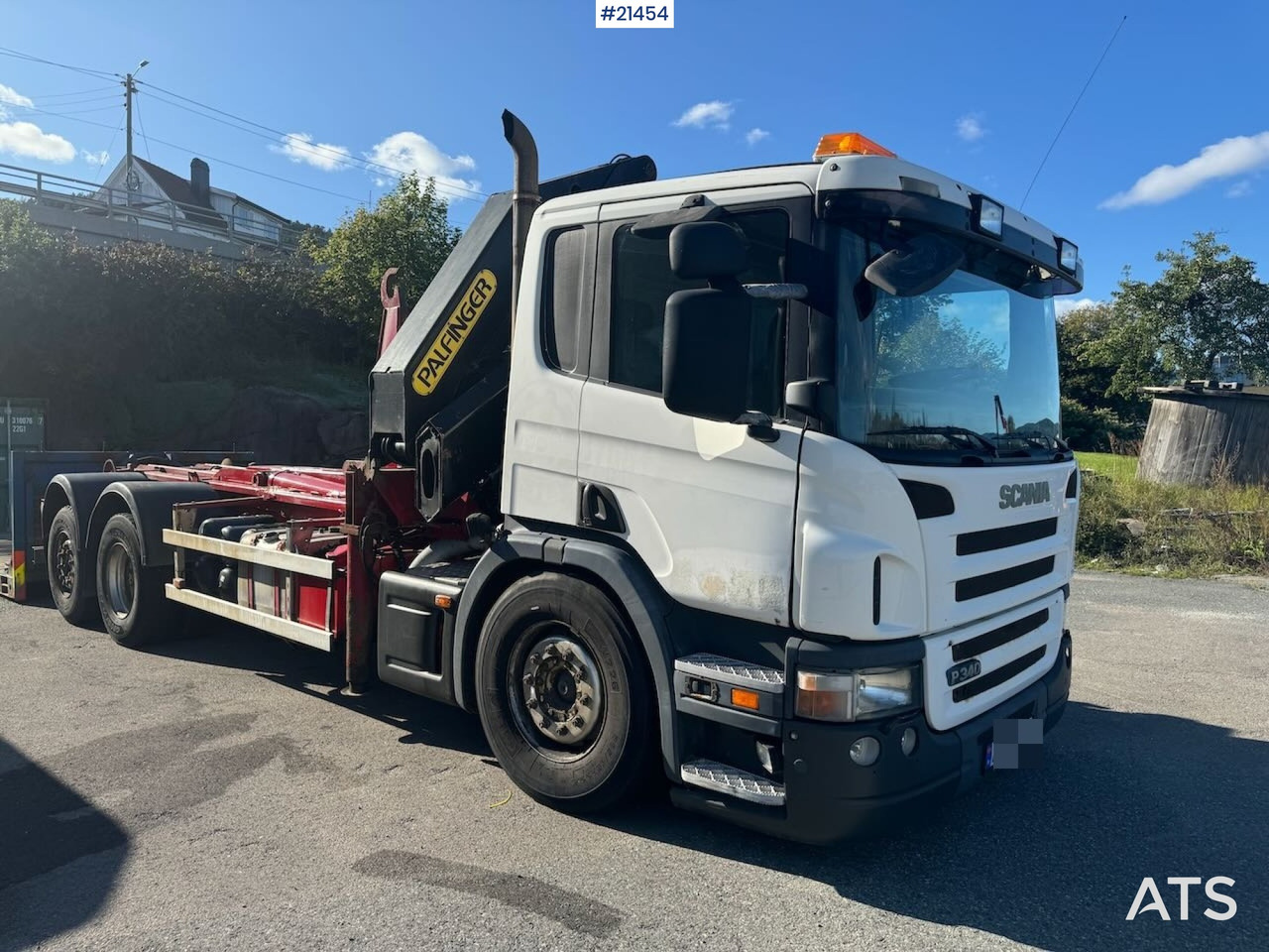 Scania P340 - Xe cẩu tự hành: hình 2 Scania P340 - Xe cẩu tự hành: hình 2