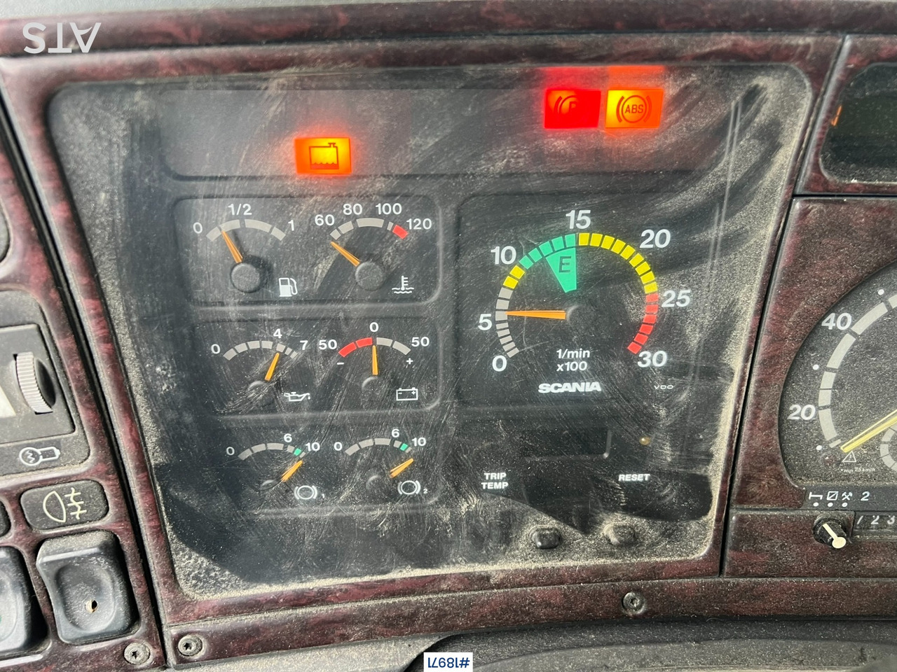 Xe tải khung gầm Scania R164: hình 24