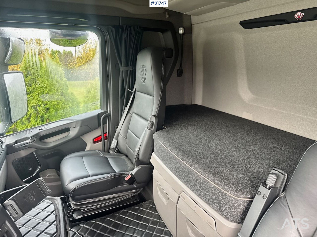 Cho thuê Scania R660 6X4 Asfaltbil m/ Carnehl asfaltkjerre Scania R660 6X4 Asfaltbil m/ Carnehl asfaltkjerre: hình 43 Cho thuê Scania R660 6X4 Asfaltbil m/ Carnehl asfaltkjerre Scania R660 6X4 Asfaltbil m/ Carnehl asfaltkjerre: hình 43