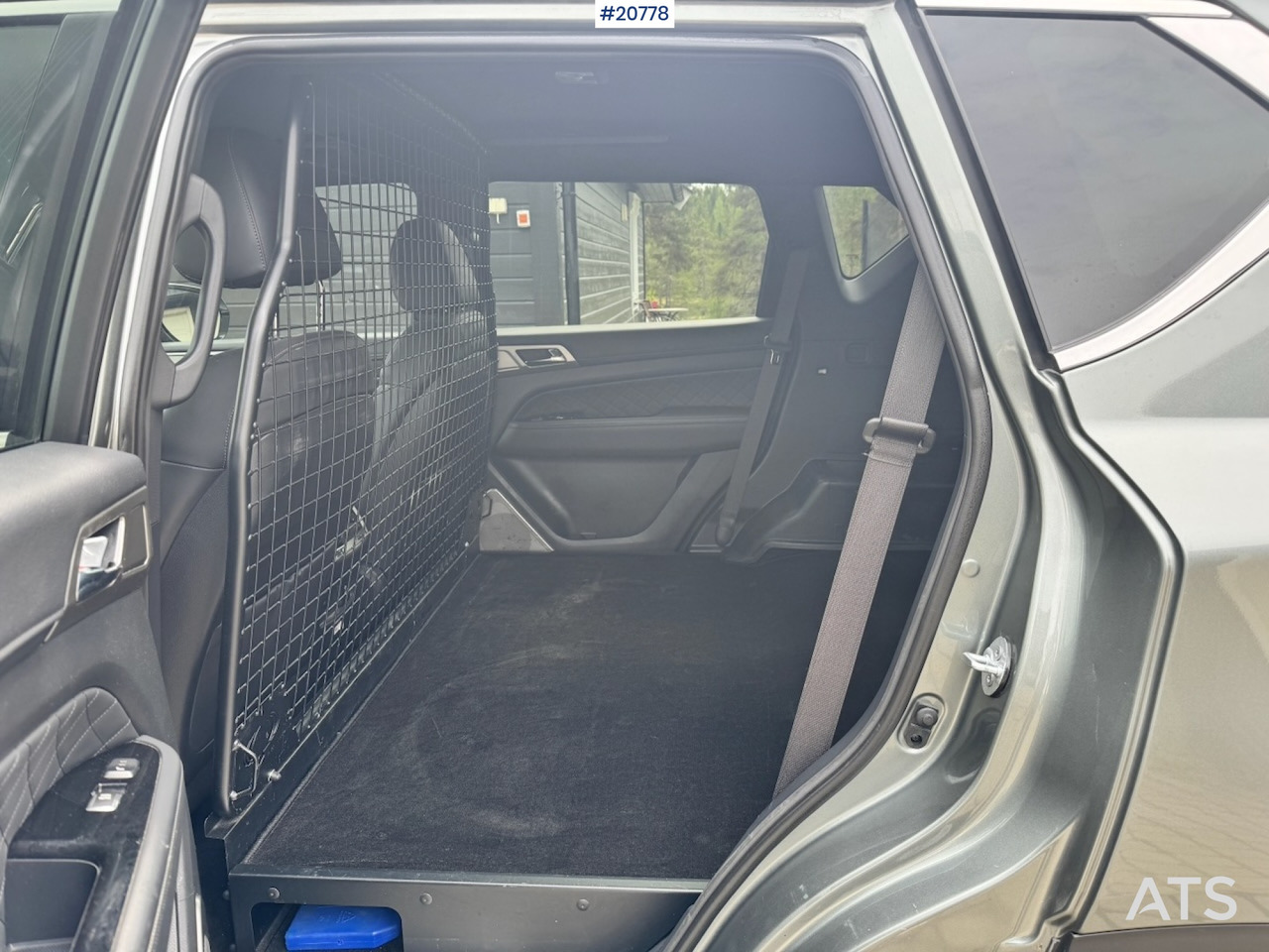 Xe hơi Ssangyong REXTON: hình 15