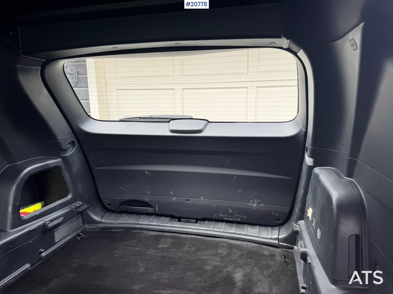 Xe hơi Ssangyong REXTON: hình 16