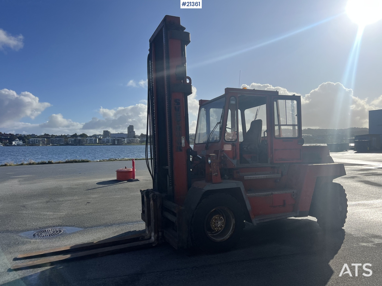 Svetruck 1060 - Xe nâng: hình 4 Svetruck 1060 - Xe nâng: hình 4