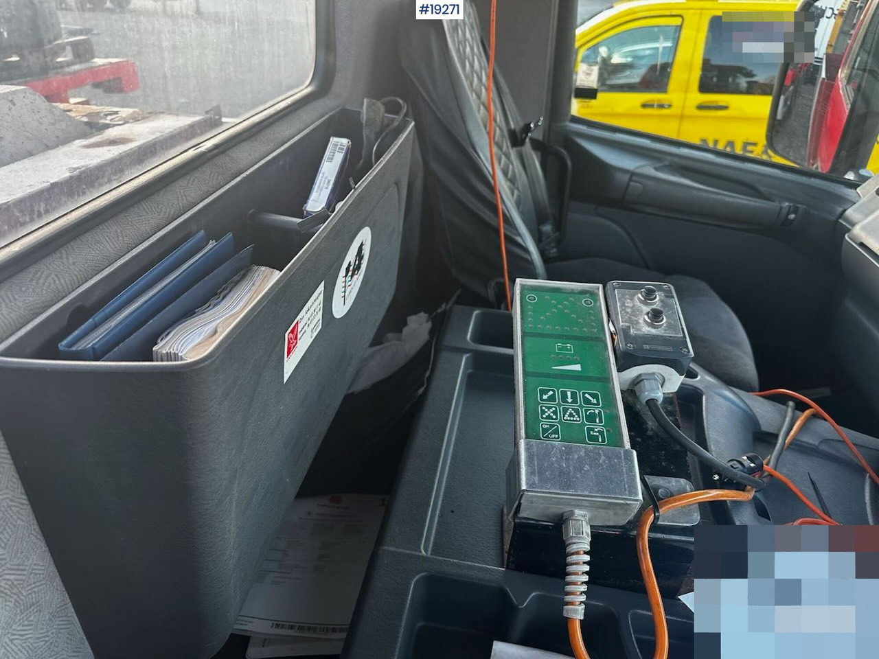 Tiện ích/ Xe đặc dụng, Xe tải Scania P94: hình 33