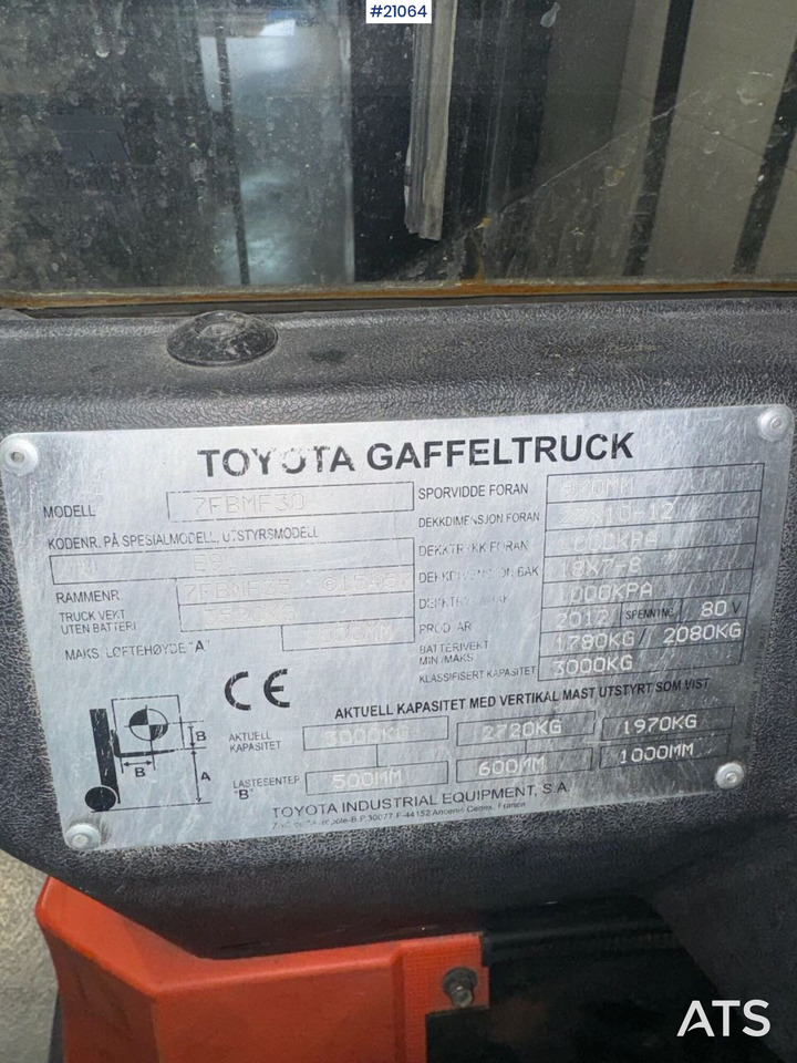 Cho thuê Toyota 7FBMF30 Motvektstruck Toyota 7FBMF30 Motvektstruck: hình 21 Cho thuê Toyota 7FBMF30 Motvektstruck Toyota 7FBMF30 Motvektstruck: hình 21