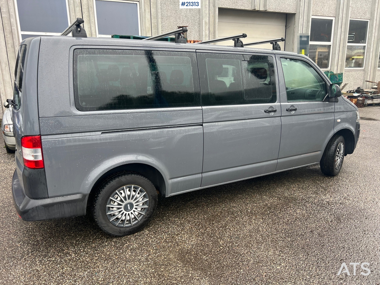 Volkswagen kombi 9 seter - Xe bus mini, Xe van chở khách: hình 3 Volkswagen kombi 9 seter - Xe bus mini, Xe van chở khách: hình 3