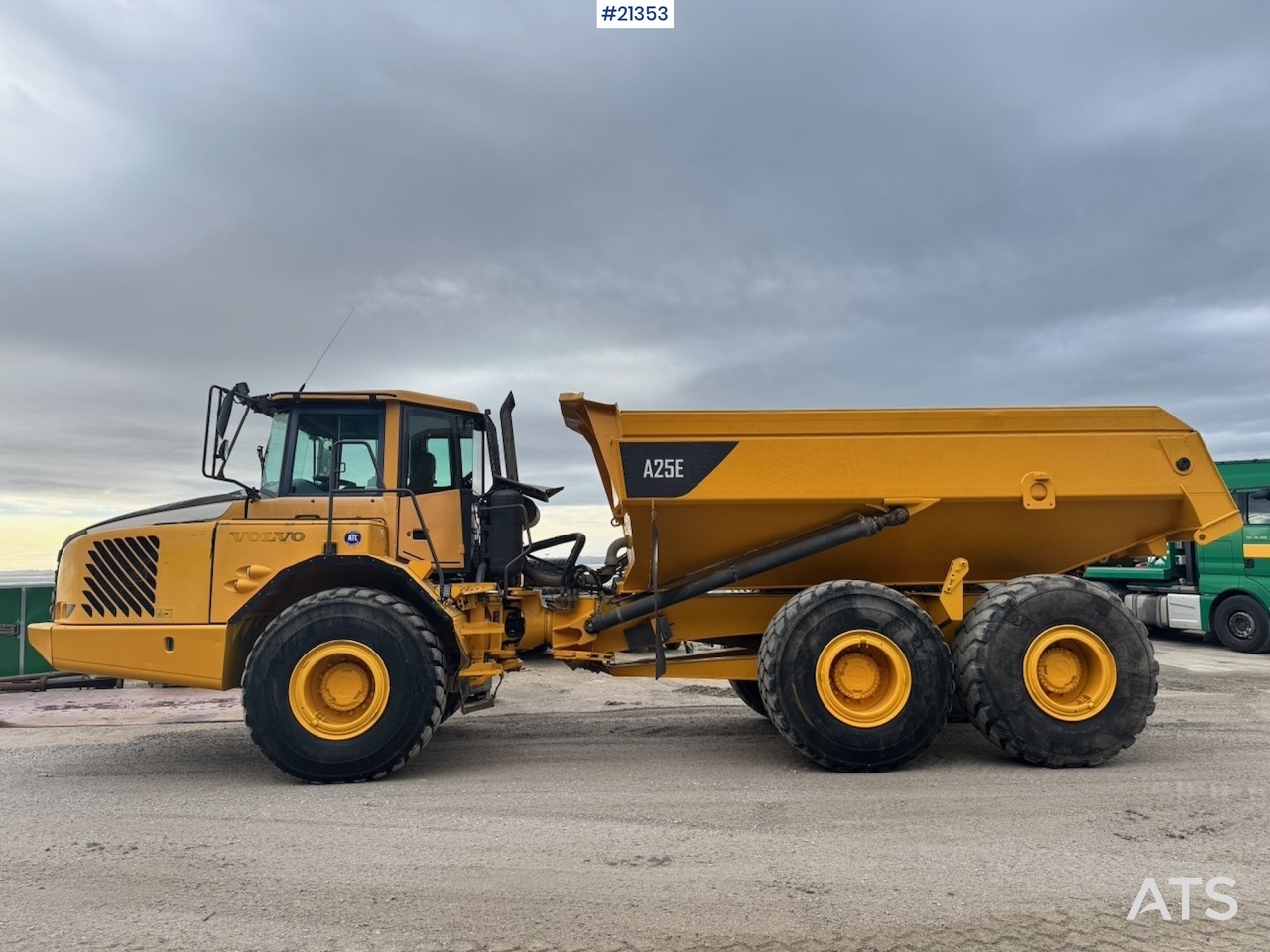 Xe ben đổ có khớp nối Volvo A25E Dumper: hình 10 Xe ben đổ có khớp nối Volvo A25E Dumper: hình 10
