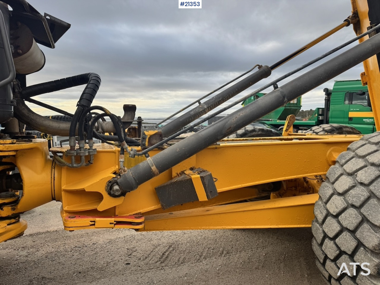 Xe ben đổ có khớp nối Volvo A25E Dumper: hình 30 Xe ben đổ có khớp nối Volvo A25E Dumper: hình 30