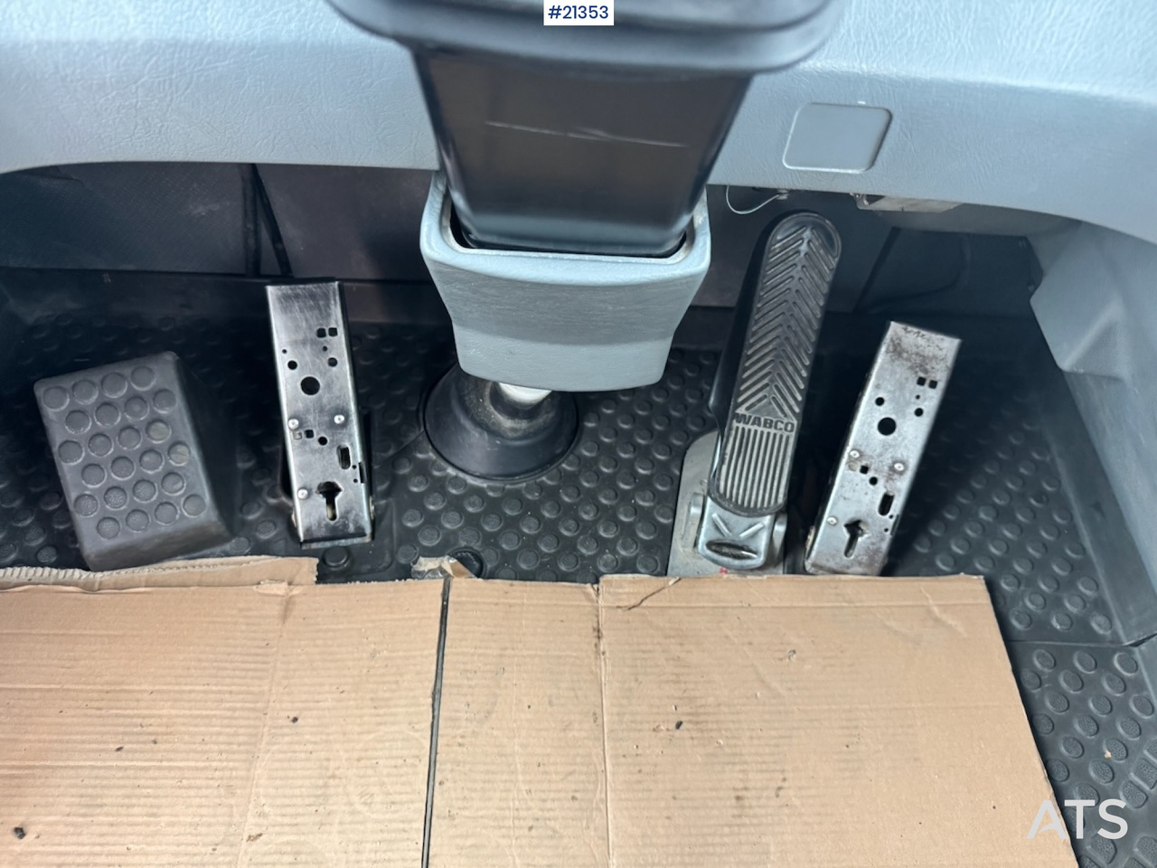 Xe ben đổ có khớp nối Volvo A25E Dumper: hình 21 Xe ben đổ có khớp nối Volvo A25E Dumper: hình 21