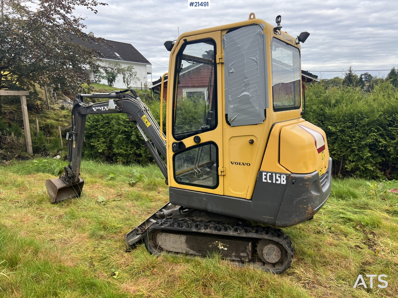 Volvo EC15B - Máy xúc mini: hình 5 Volvo EC15B - Máy xúc mini: hình 5