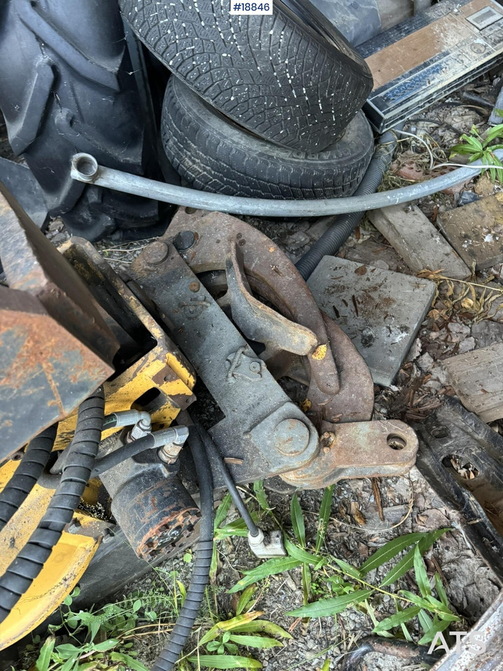 Máy xúc bánh xích Volvo EC210CL: hình 17