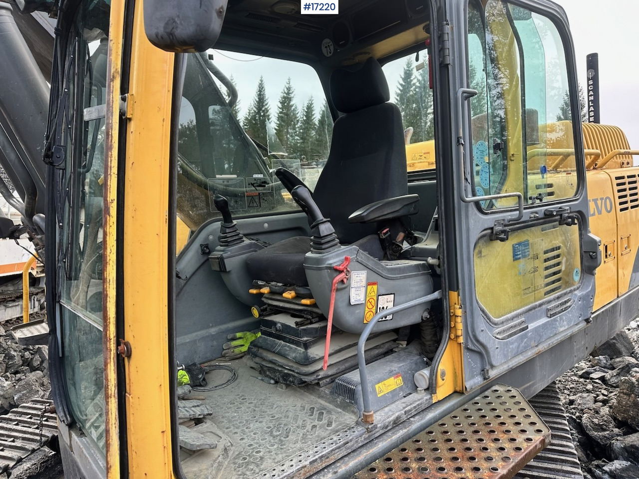 Máy xúc Volvo EC360 BLC: hình 17 Máy xúc Volvo EC360 BLC: hình 17