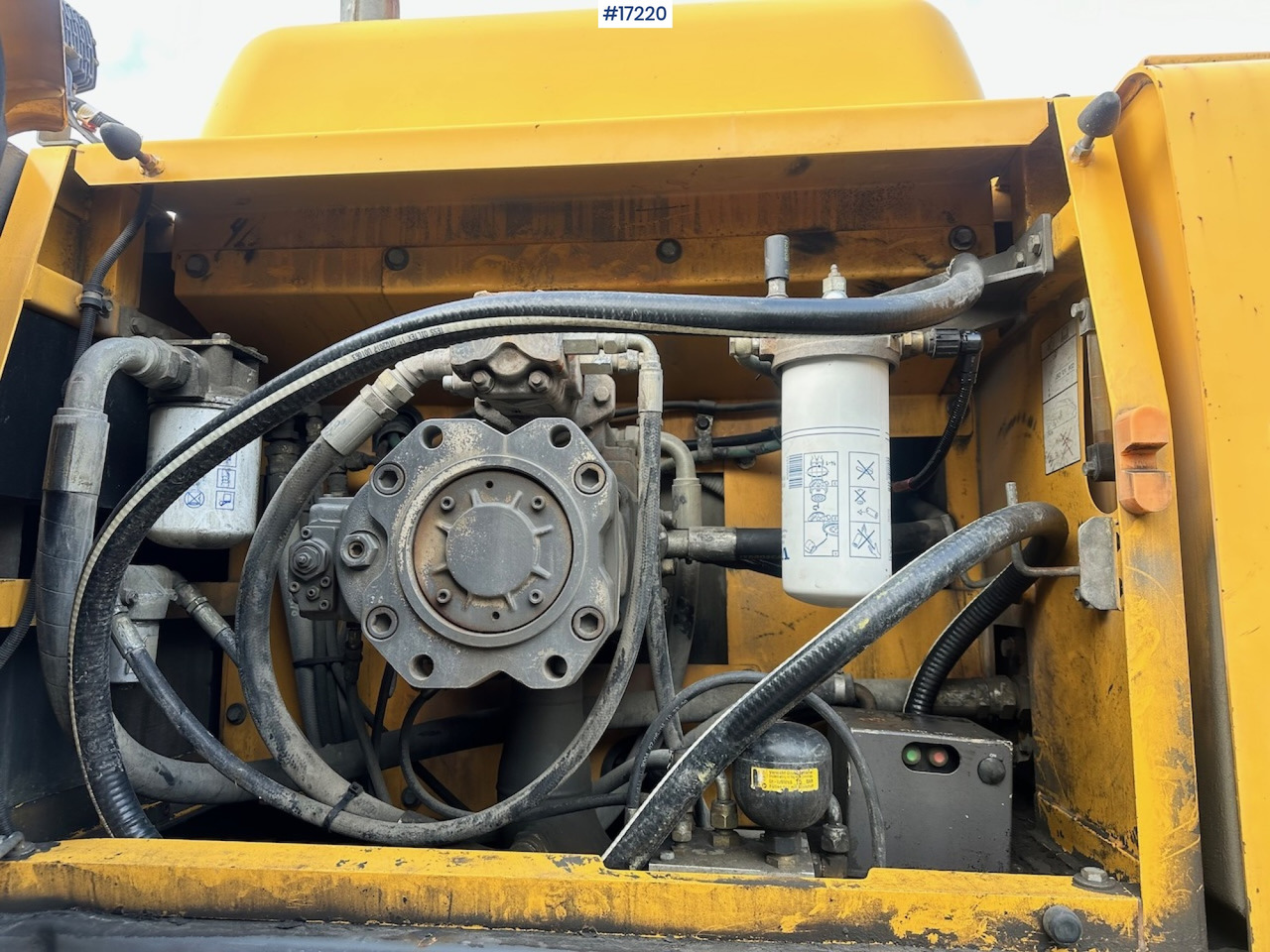 Máy xúc Volvo EC360 BLC: hình 31 Máy xúc Volvo EC360 BLC: hình 31