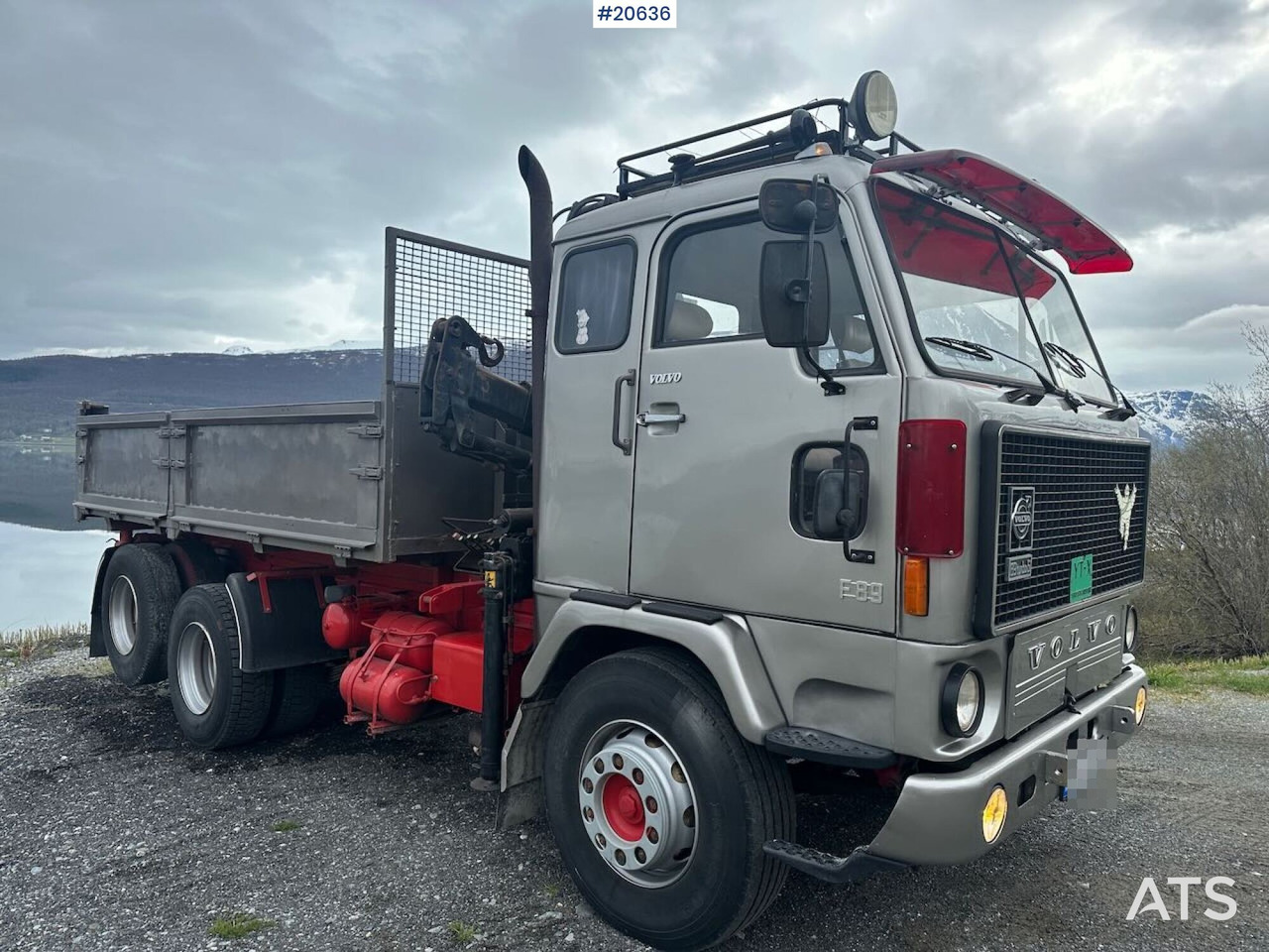 Volvo F89 46 - Xe tải thùng lửng/ Phẳng, Xe cẩu tự hành: hình 4 Volvo F89 46 - Xe tải thùng lửng/ Phẳng, Xe cẩu tự hành: hình 4