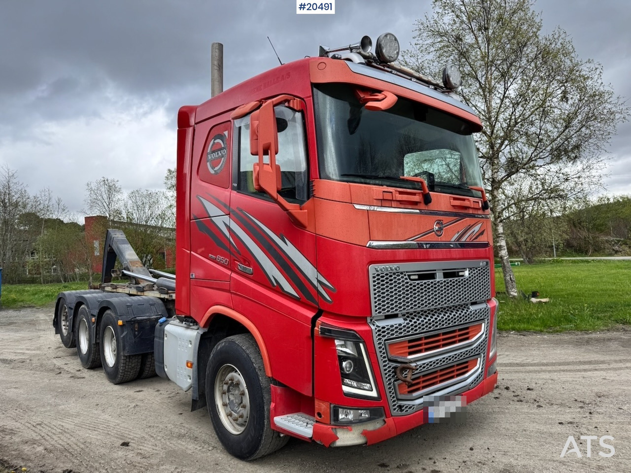 Volvo FH16 650 - Xe tải nâng móc: hình 3 Volvo FH16 650 - Xe tải nâng móc: hình 3
