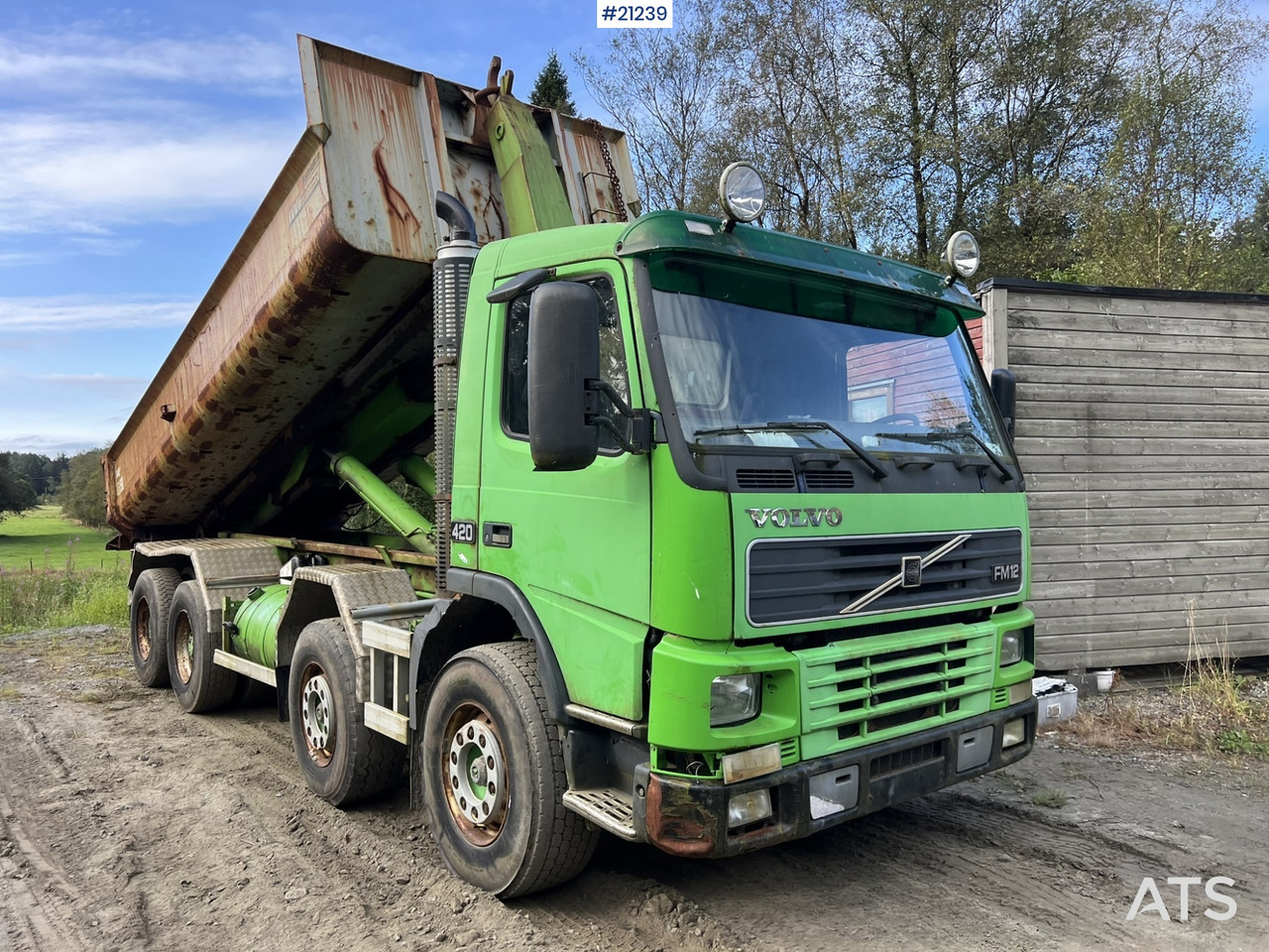 Volvo FM12 - Xe tải nâng móc: hình 4 Volvo FM12 - Xe tải nâng móc: hình 4