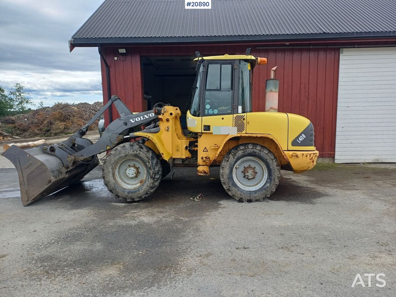 Volvo L40B - Máy xúc lật bánh lốp: hình 1 Volvo L40B - Máy xúc lật bánh lốp: hình 1