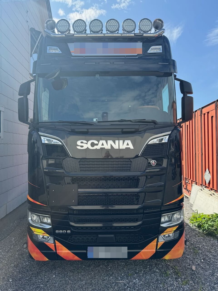 Scania S660 - Xe đầu kéo: hình 2 Scania S660 - Xe đầu kéo: hình 2