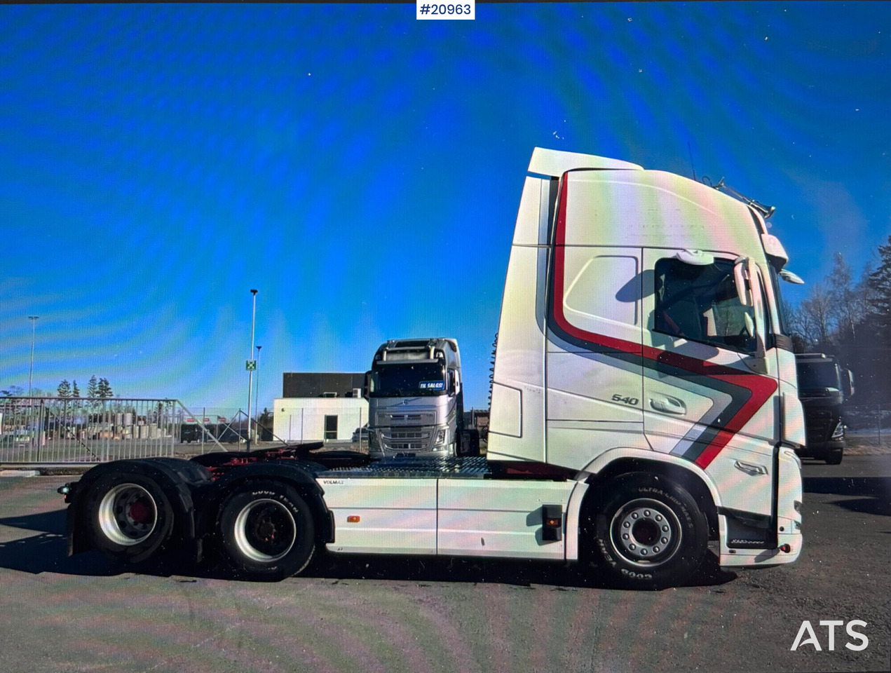 Volvo FH540 - Xe đầu kéo: hình 2 Volvo FH540 - Xe đầu kéo: hình 2