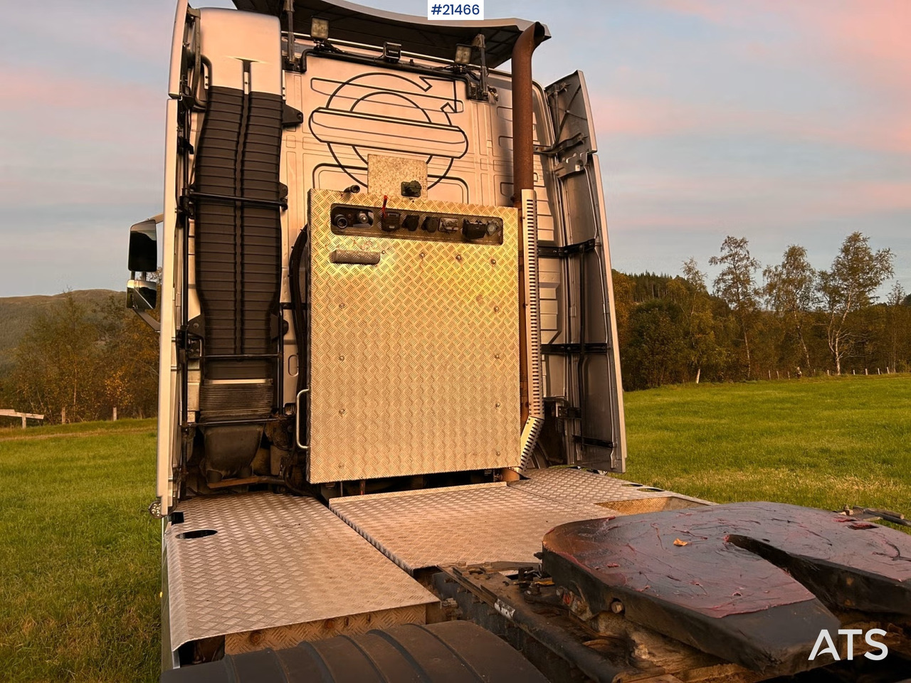 Volvo FH540 - Xe đầu kéo: hình 5 Volvo FH540 - Xe đầu kéo: hình 5