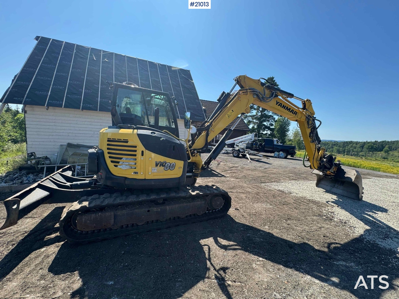 Yanmar VI080-1a - Máy xúc bánh xích: hình 4 Yanmar VI080-1a - Máy xúc bánh xích: hình 4