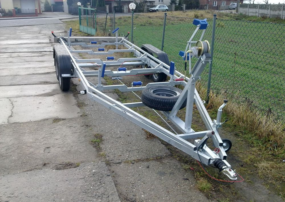 Boro PRZYCZEPA POD ŁÓDŹ! 7,30M! - Rơ moóc kéo thuyền: hình 1 Boro PRZYCZEPA POD ŁÓDŹ! 7,30M! - Rơ moóc kéo thuyền: hình 1