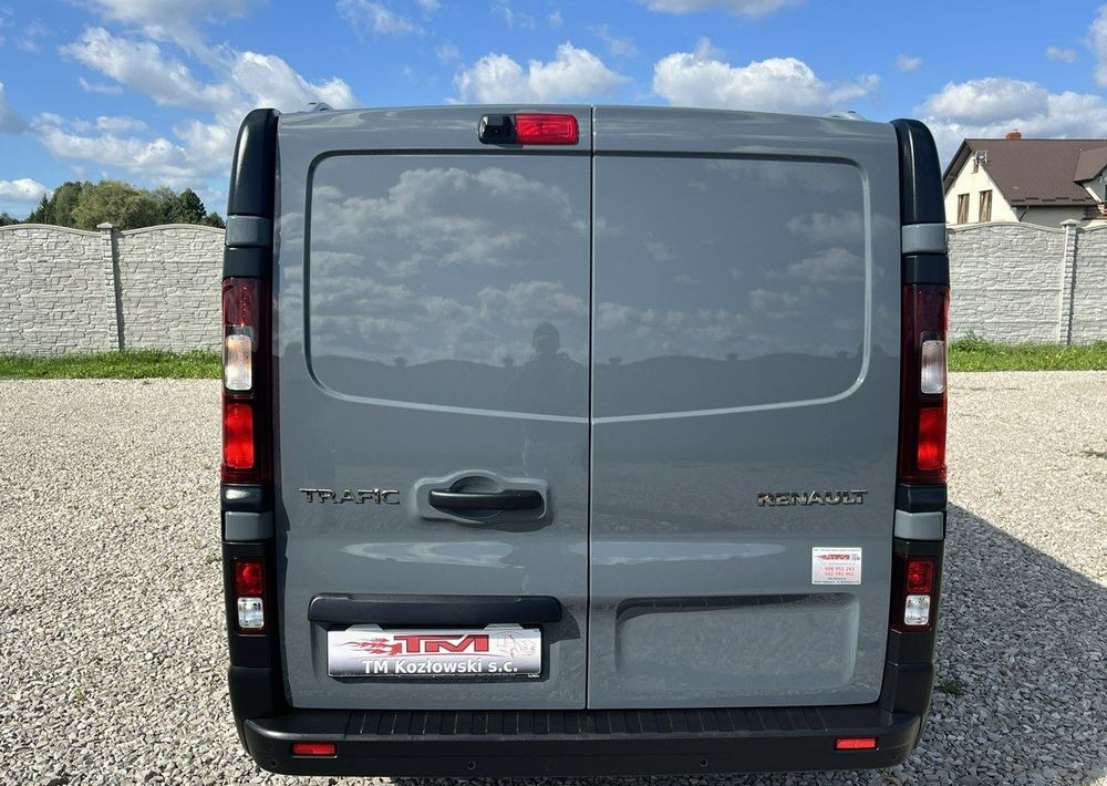 Renault Trafic - Xe bus mini, Xe van chở khách: hình 4 Renault Trafic - Xe bus mini, Xe van chở khách: hình 4