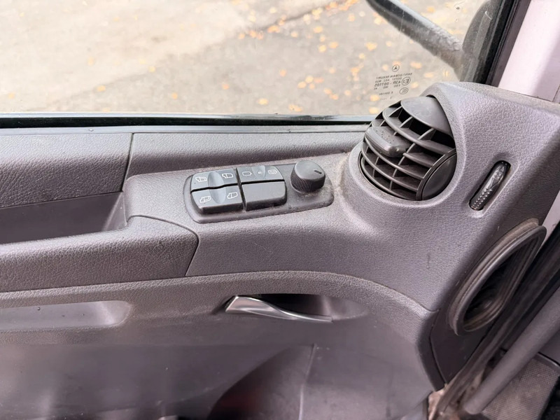 Mercedes-Benz Atego 816 EURO VI - Xe tải hộp: hình 5 Mercedes-Benz Atego 816 EURO VI - Xe tải hộp: hình 5
