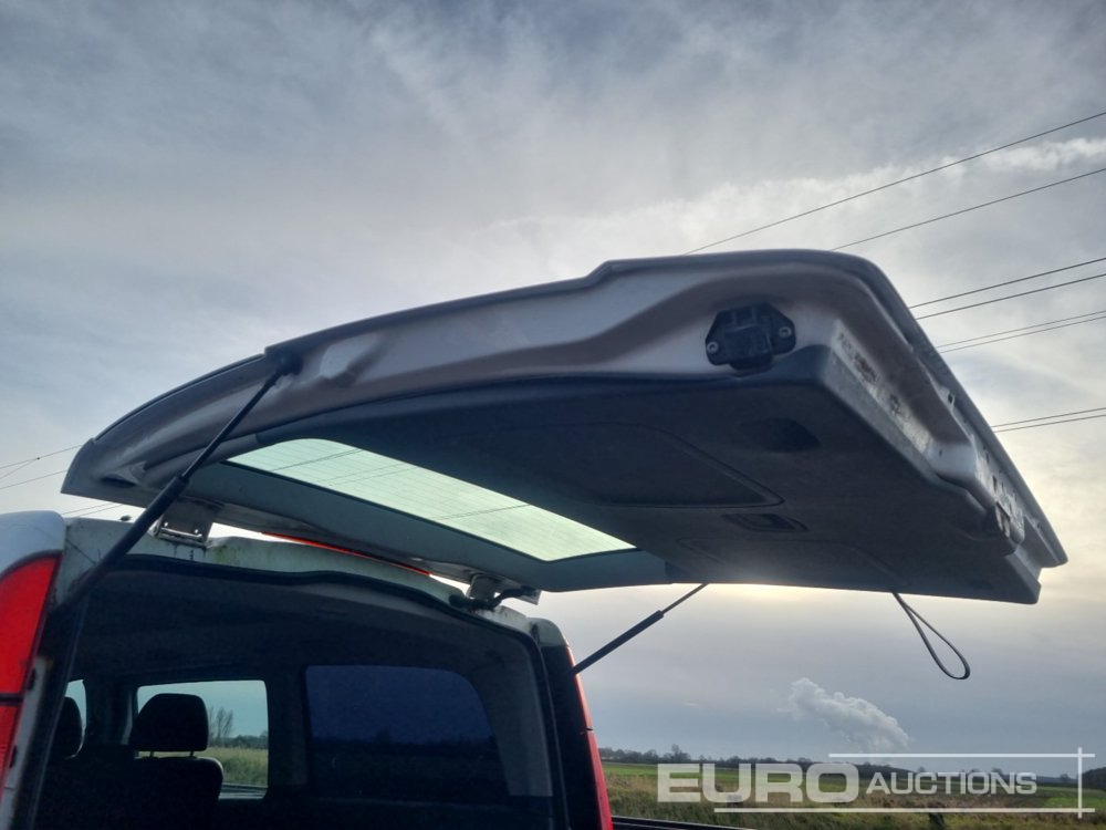 Xe tải van 2005 Mercedes Benz Vito: hình 19