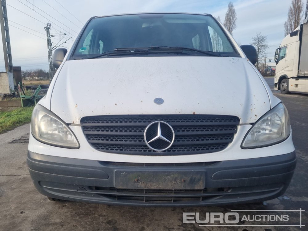 Xe tải van 2005 Mercedes Benz Vito: hình 8