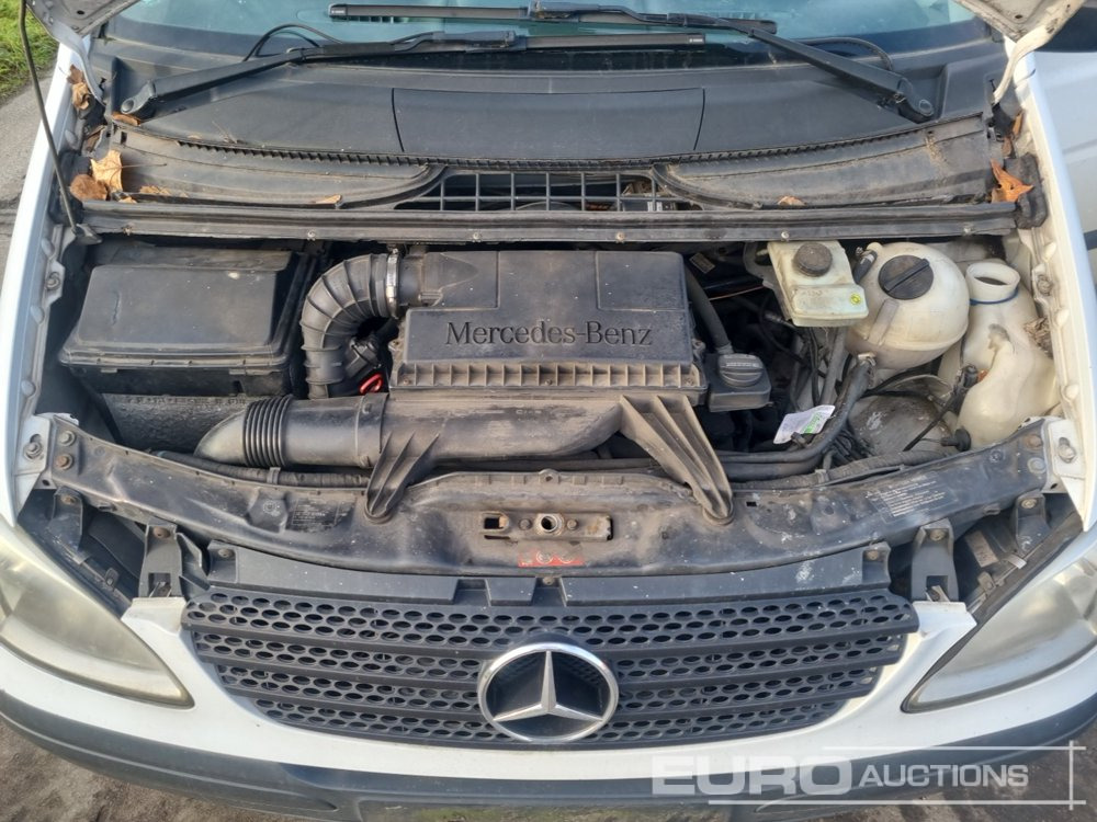 Xe tải van 2005 Mercedes Benz Vito: hình 13