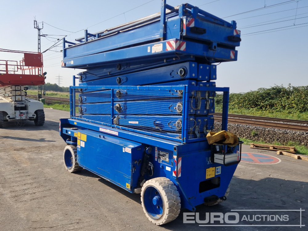 2009 Holland Lift N-165 EL12 - Nền bục trên không: hình 2 2009 Holland Lift N-165 EL12 - Nền bục trên không: hình 2