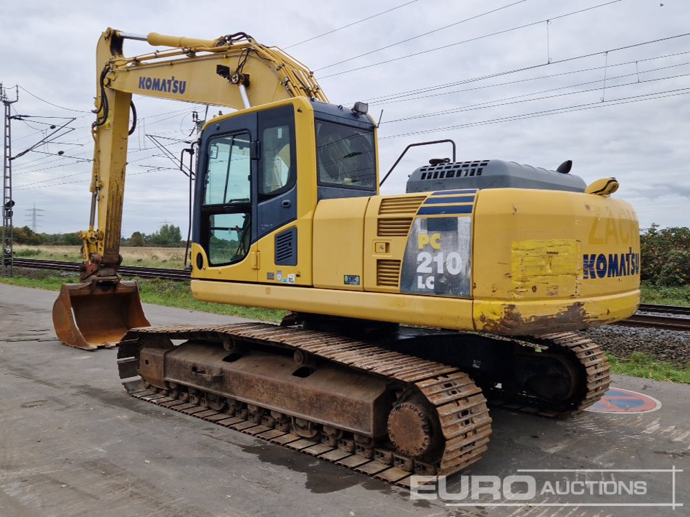 2010 Komatsu PC210LC-8 - Máy xúc bánh xích: hình 3 2010 Komatsu PC210LC-8 - Máy xúc bánh xích: hình 3