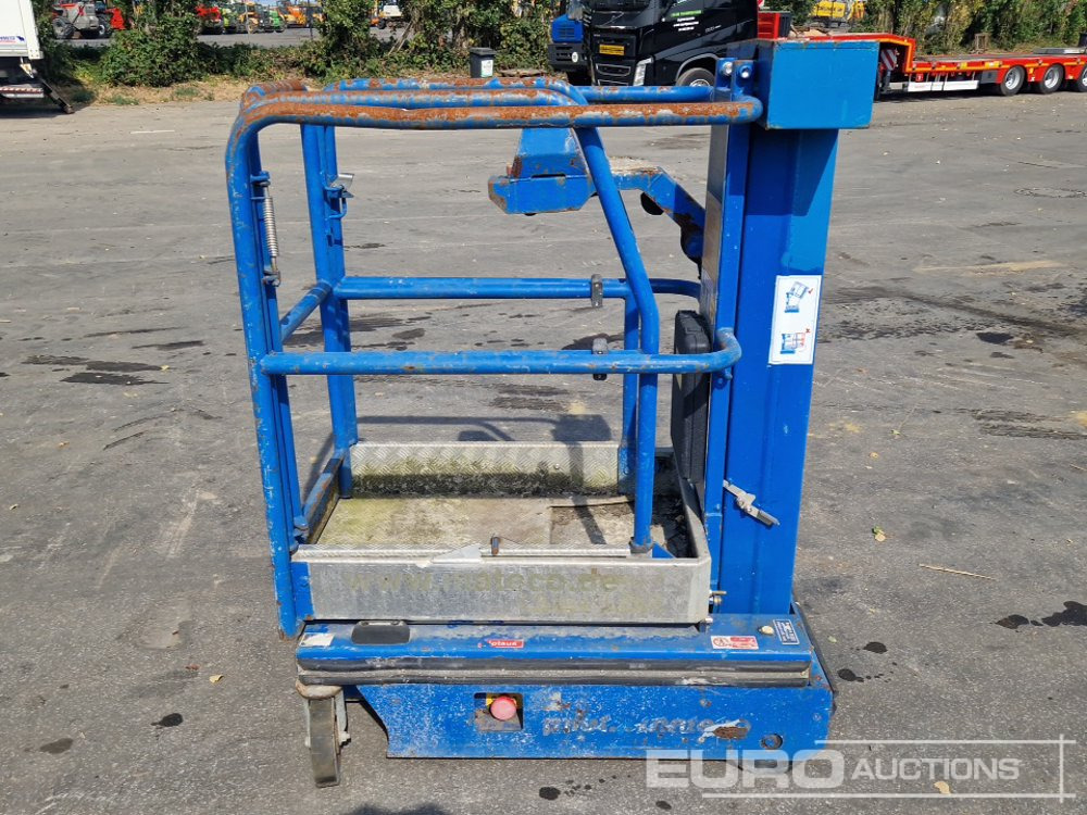 2010 Power Towers Nano SP - Nền bục trên không: hình 2 2010 Power Towers Nano SP - Nền bục trên không: hình 2