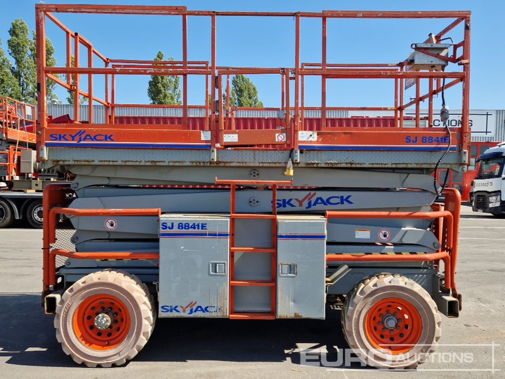 2010 SkyJack SJ8841ECE - Nền bục trên không: hình 5 2010 SkyJack SJ8841ECE - Nền bục trên không: hình 5