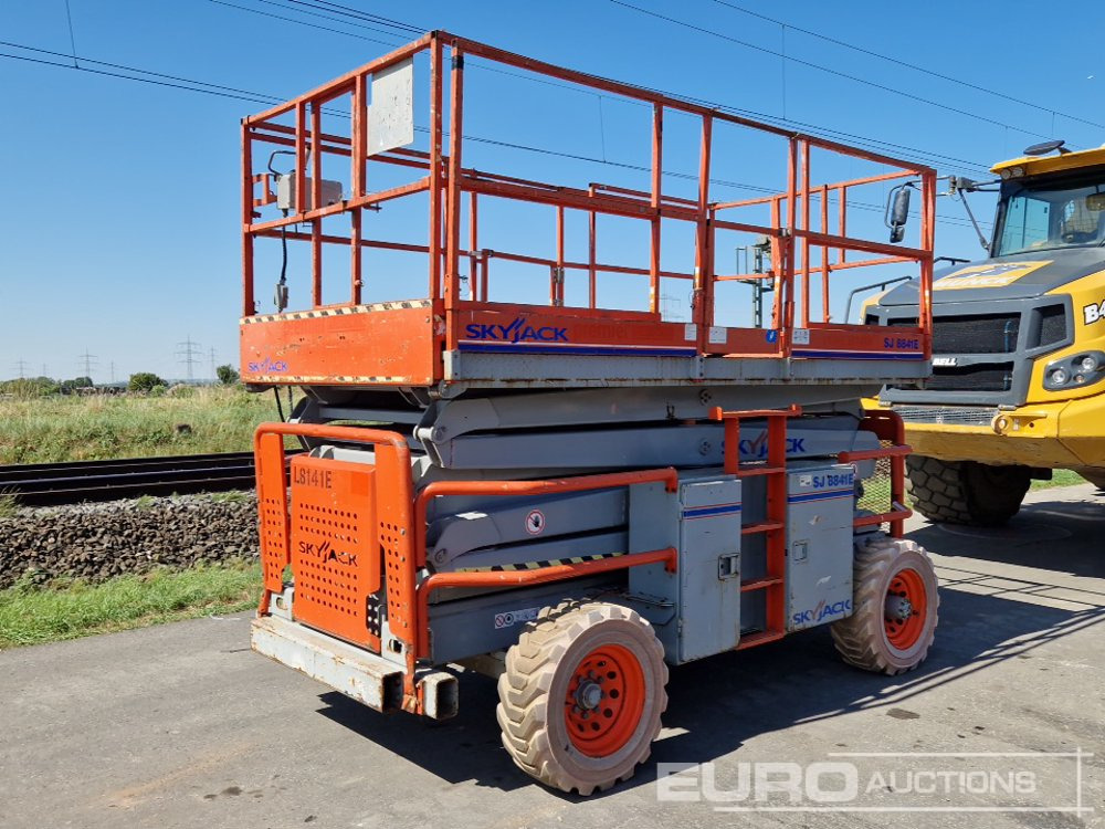 2010 SkyJack SJ8841ECE - Nền bục trên không: hình 1 2010 SkyJack SJ8841ECE - Nền bục trên không: hình 1