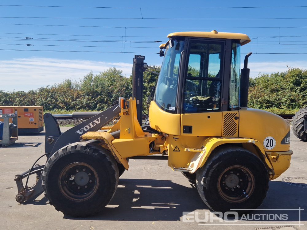 2010 Volvo L35B-Z - Máy xúc lật bánh lốp: hình 2 2010 Volvo L35B-Z - Máy xúc lật bánh lốp: hình 2