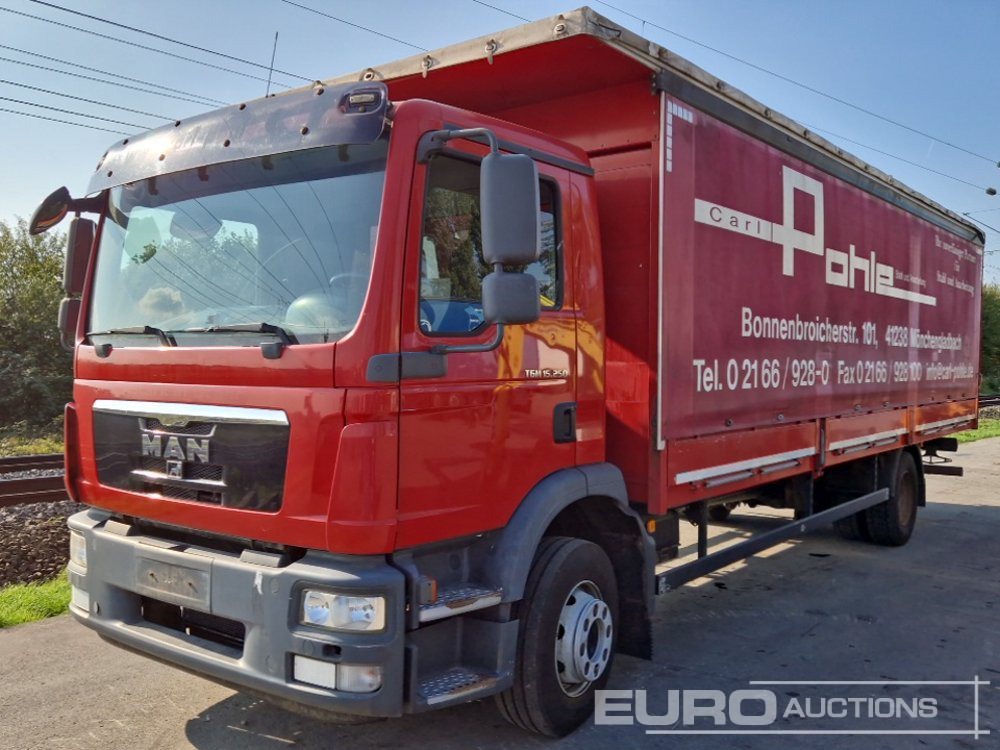 2011 MAN TGM 15.250 - Xe tải hộp: hình 1 2011 MAN TGM 15.250 - Xe tải hộp: hình 1