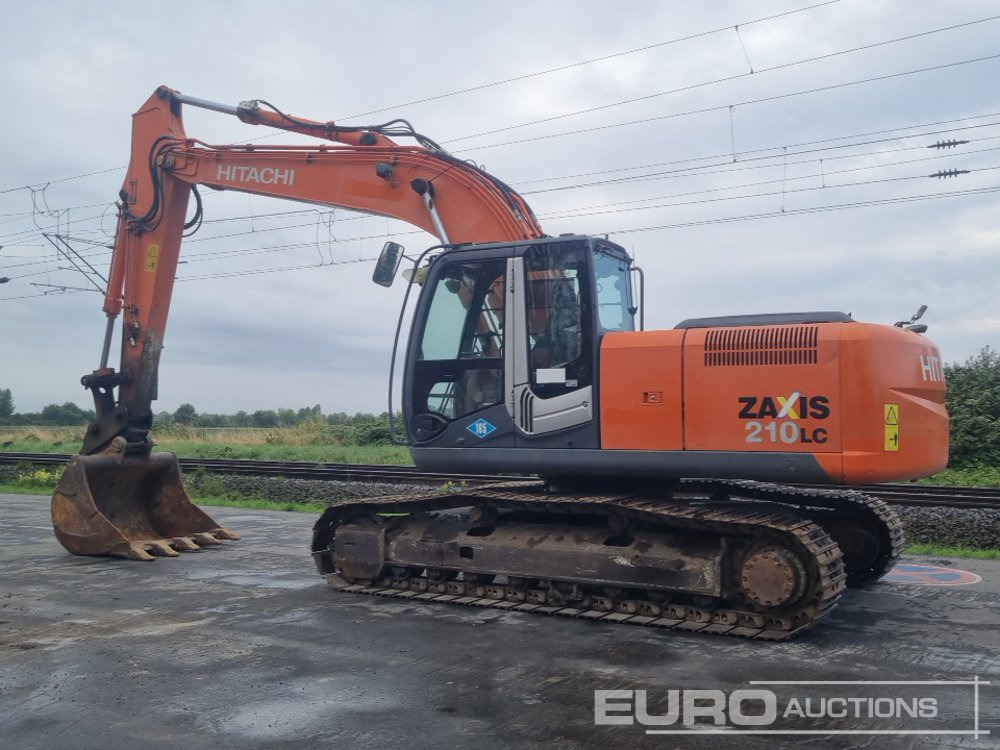 2013 Hitachi ZX210LC-3 - Máy xúc bánh xích: hình 3 2013 Hitachi ZX210LC-3 - Máy xúc bánh xích: hình 3