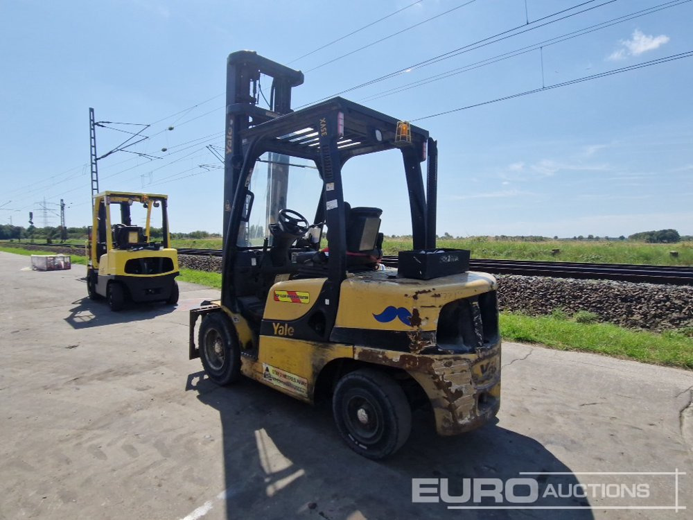 2013 Yale GDP35VX - Xe nâng: hình 3 2013 Yale GDP35VX - Xe nâng: hình 3
