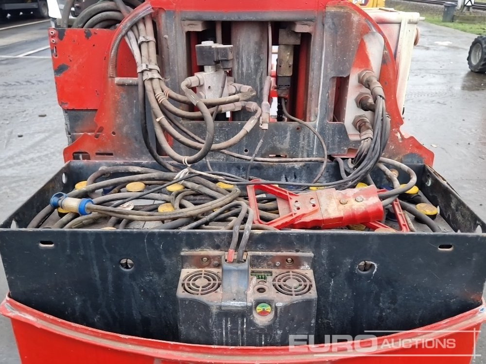 2014 ATN PIAF 880R - Nền bục trên không: hình 3 2014 ATN PIAF 880R - Nền bục trên không: hình 3