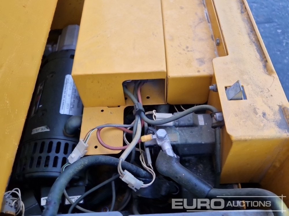 Máy nâng người hình kéo 2014 Haulotte Optimum 8: hình 19 Máy nâng người hình kéo 2014 Haulotte Optimum 8: hình 19