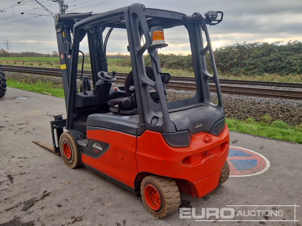 2014 Linde E30L-01 - Xe nâng: hình 3 2014 Linde E30L-01 - Xe nâng: hình 3