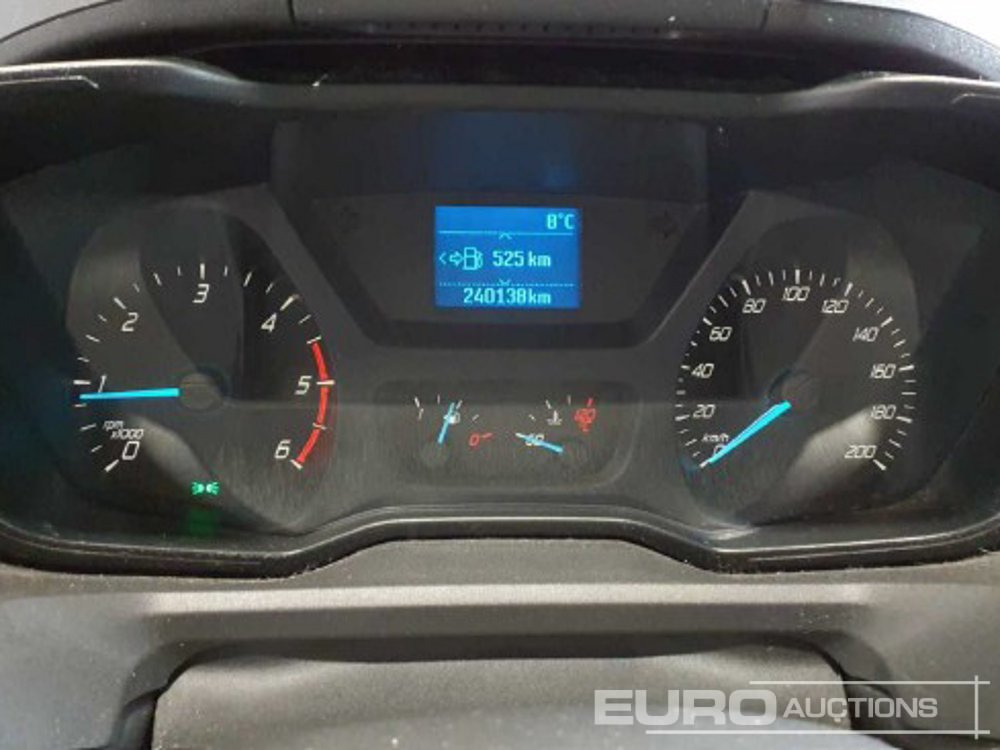 2016 Ford Transit Custom - Xe van nhỏ gọn: hình 5 2016 Ford Transit Custom - Xe van nhỏ gọn: hình 5