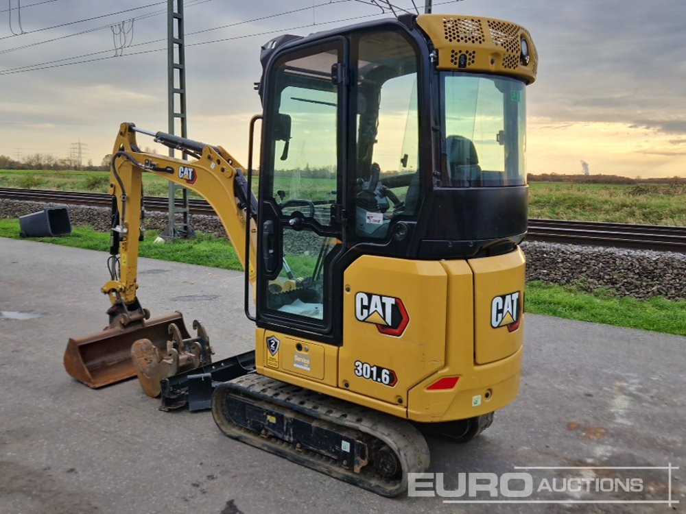 2023 CAT 301.6 - Máy xúc mini: hình 3 2023 CAT 301.6 - Máy xúc mini: hình 3
