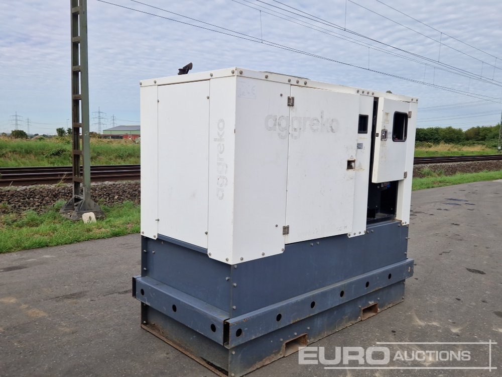 Aggreko 30 kVA Static Generator, John Deere Engine - Bộ phát điện: hình 1 Aggreko 30 kVA Static Generator, John Deere Engine - Bộ phát điện: hình 1