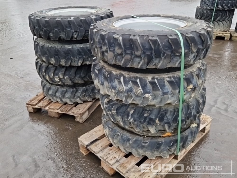 Alliance 8.25-20 Tyres with Rims (4 of) - Lốp: hình 3 Alliance 8.25-20 Tyres with Rims (4 of) - Lốp: hình 3