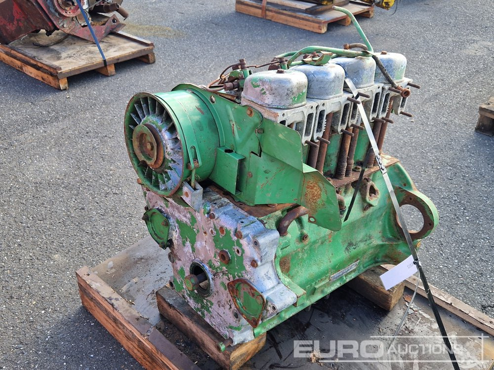 Deutz 4 Cylinder Diesel Engine - Động cơ: hình 3 Deutz 4 Cylinder Diesel Engine - Động cơ: hình 3
