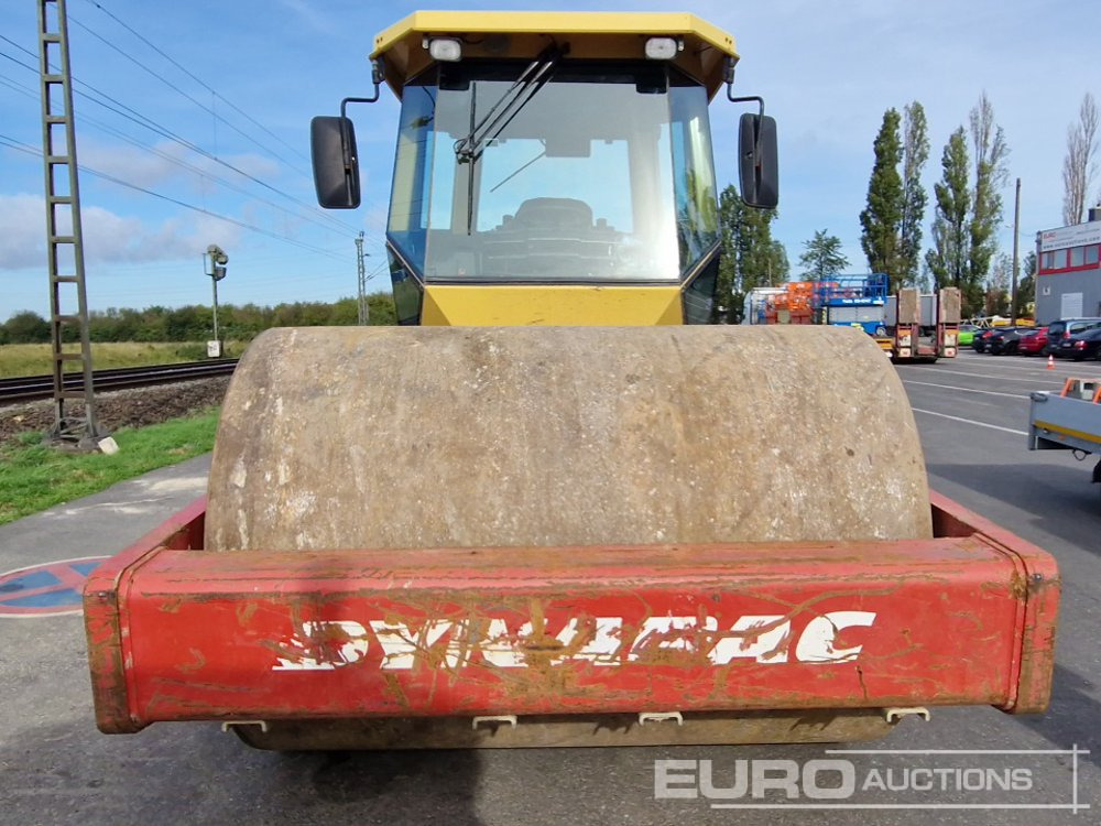Máy lăn Dynapac CA302D/LN: hình 8